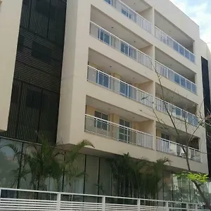  Apartamento Mediterrâneo 507 - Todo Equipado, Com Ar Split, Churrasqueira Na Varanda, Internet 240mb Wifi, Estacionamento Grátis, A 1 Km Praias